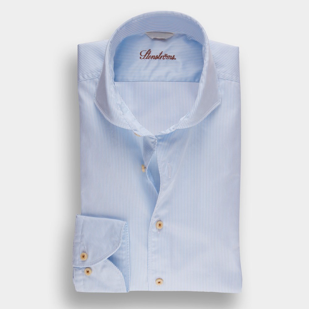 Hemden Van Stenströms In Het Lichtblauw In Model Fitted Body