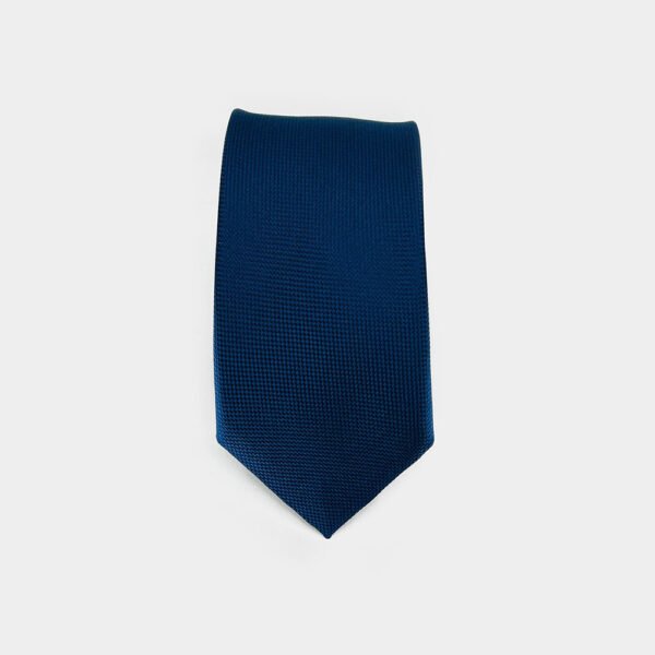 Dassen Van Gierremilano In Het Blauw In Model 