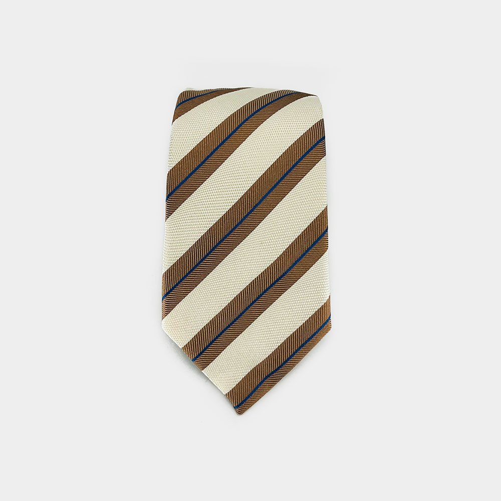 Dassen Van Gierremilano In Het Ecru In Model 