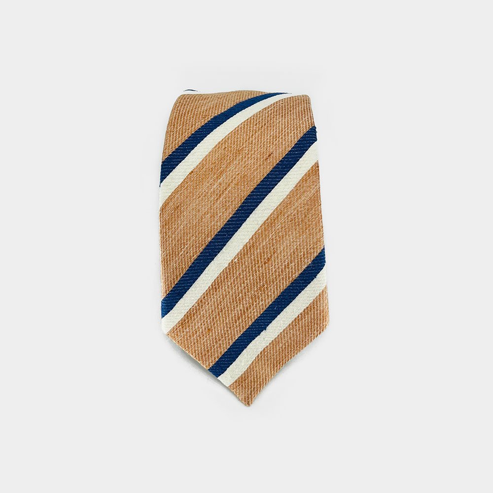 Dassen Van Gierremilano In Het Oranje In Model 