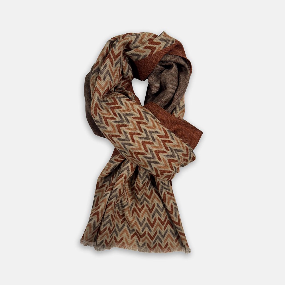 Sjaals Van Gierremilano In Het Rood In Model 