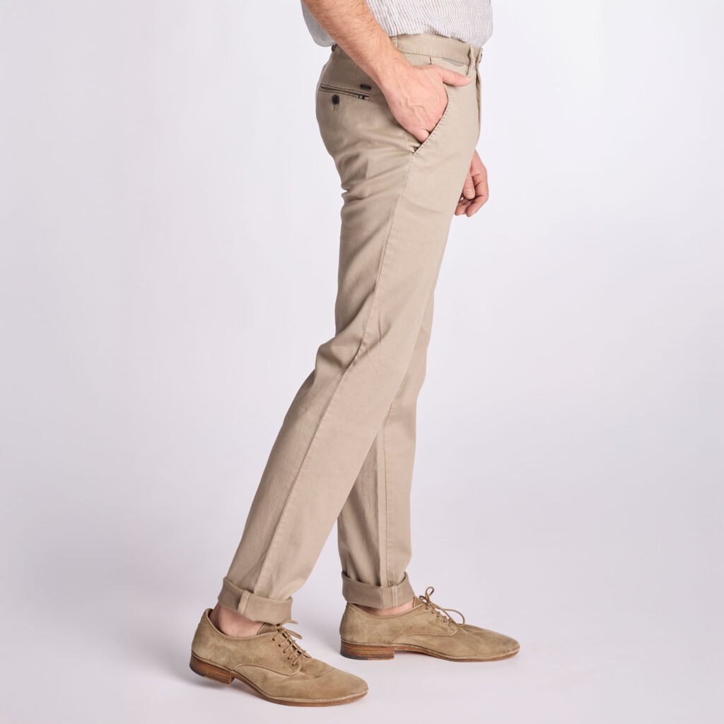Chino Van Zilton In Het Beige In Model Magnus