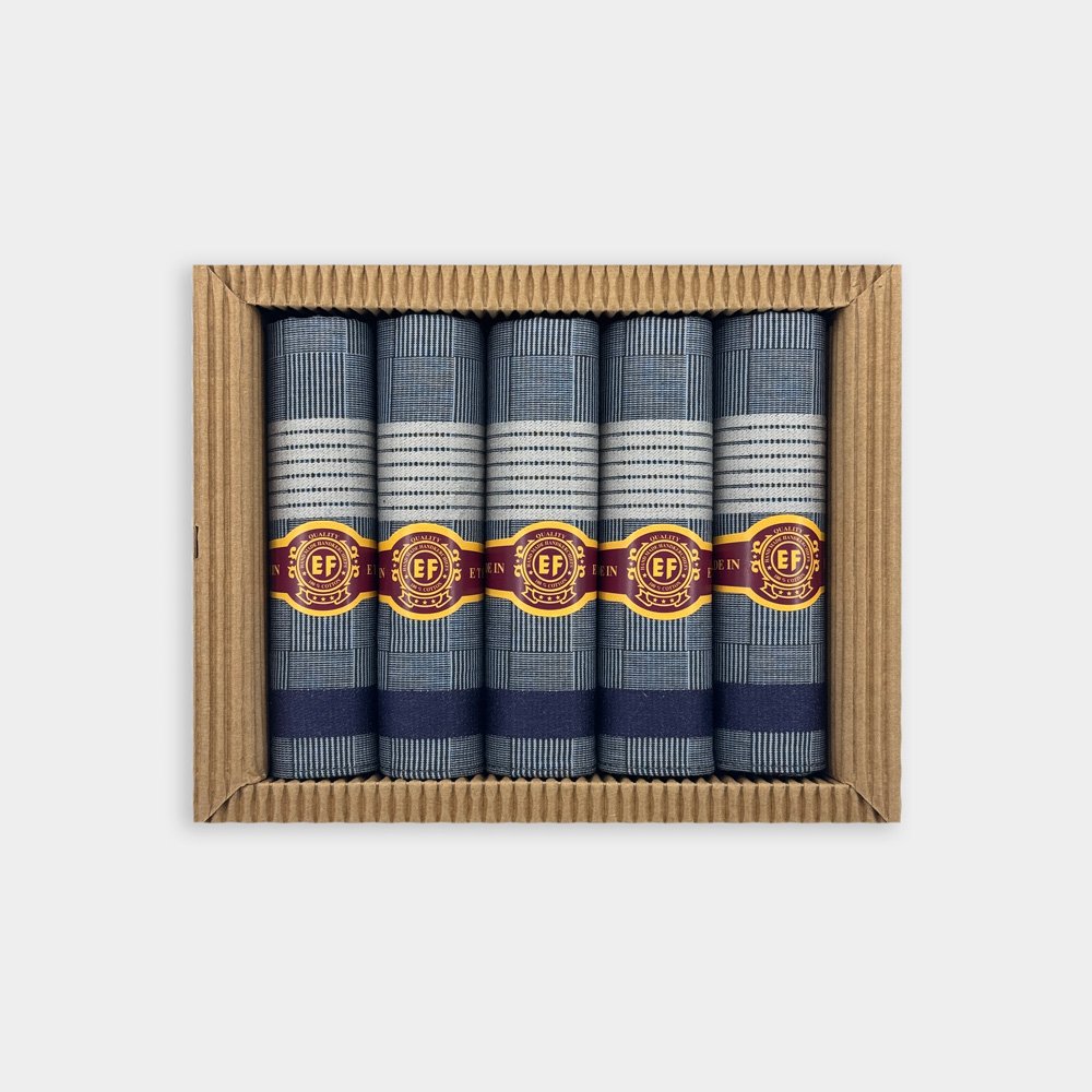 Zakdoeken Van Etex In Het Blauw In Model 